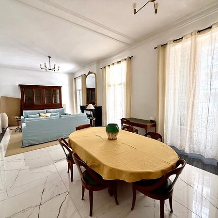 L'Haussmann' Nimes, Centre-Ville Екстер'єр фото